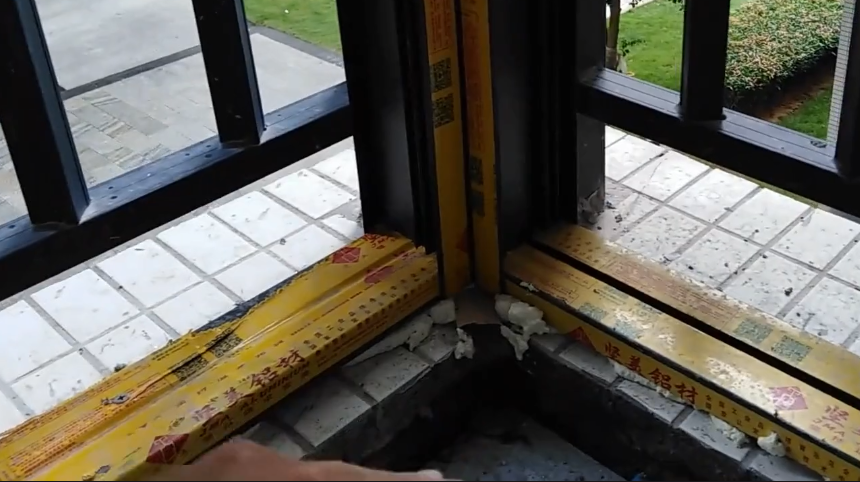 窗台|窗户|窗框_新浪新闻