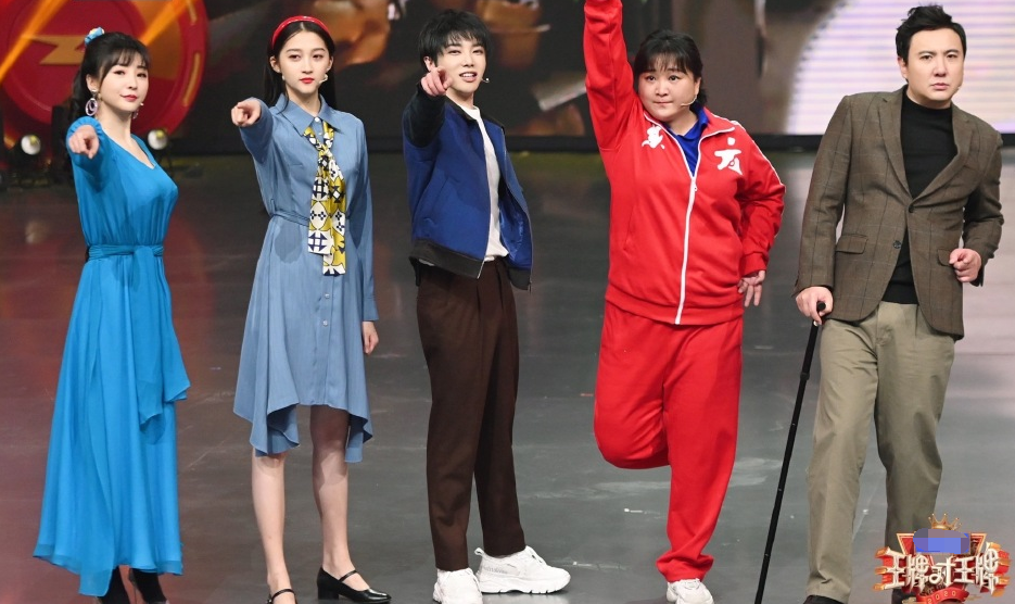 华晨宇模仿电视机,王牌家族高默契"耍赖",贾乃亮反应过于真实