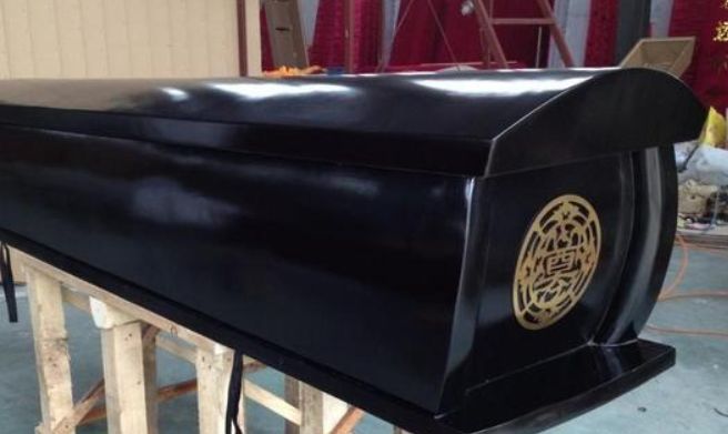 五种棺材葬五种人,为何还有红色的棺材呢?有什么不同?