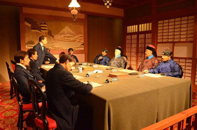 李鸿章挨一枪,为什么清政府少赔日本1亿两白银,还拿回一处领土