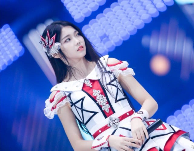 蓬松的头发"死亡循环,不是jonyj不想jony|正威|小姐姐|豆芽_新浪新闻