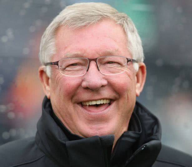 老爵爷建议,现阶段曼联在稳定成绩的同时,还是要实验新战术