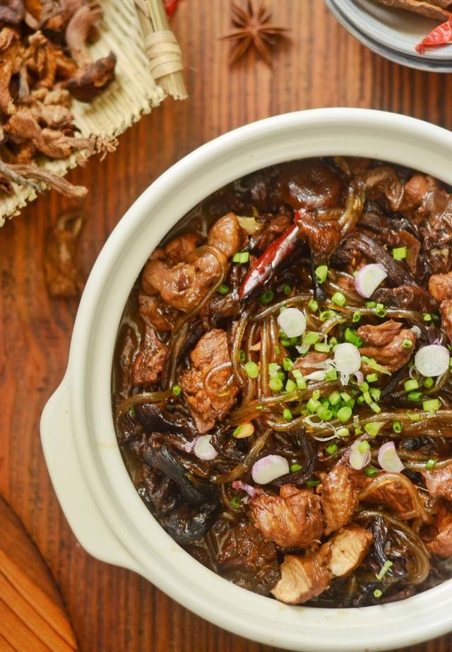 东北最出名的6道硬菜,看着就流口水,你最爱吃哪道东北菜啊?