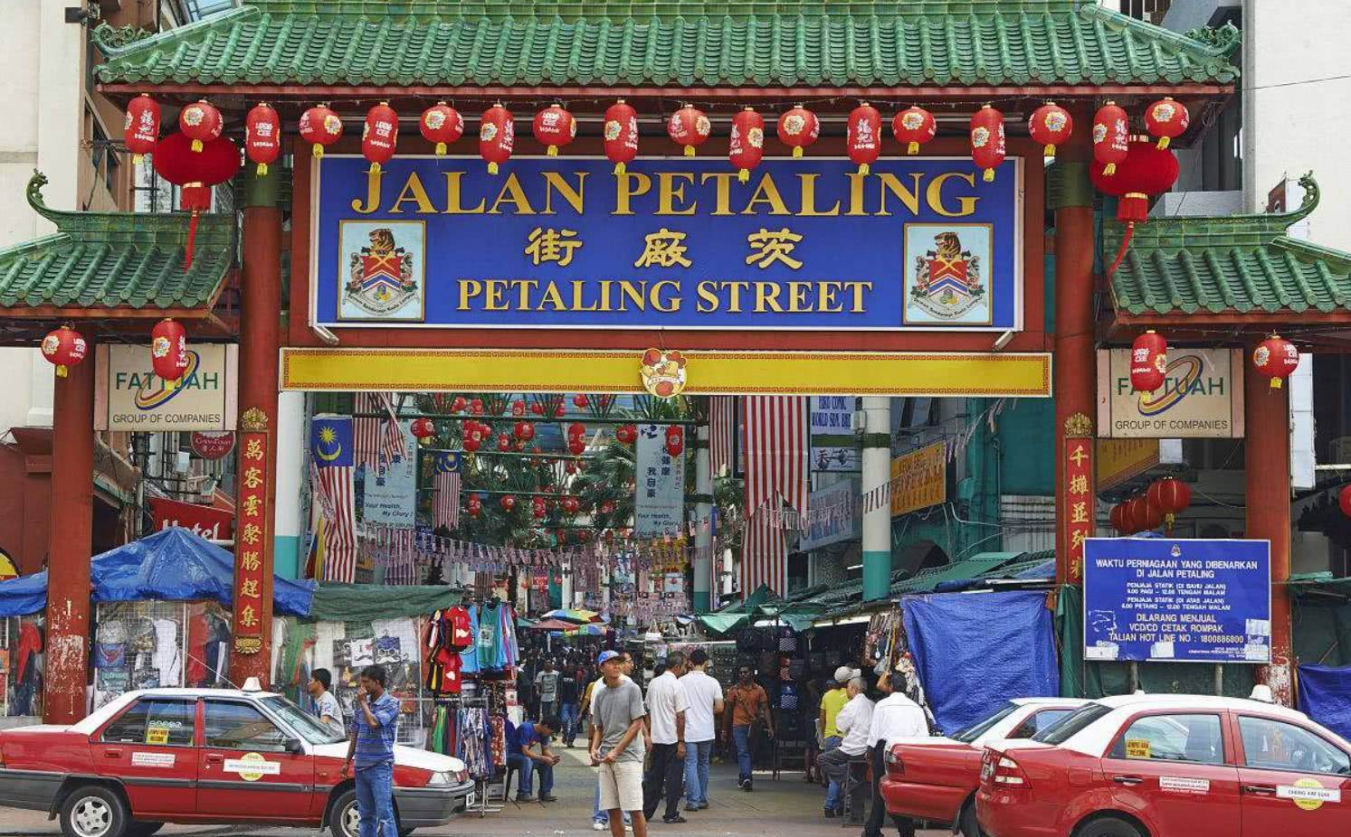 美国唐人街逐渐没落但大量华人宁愿蜗居在此也不愿意回国生活