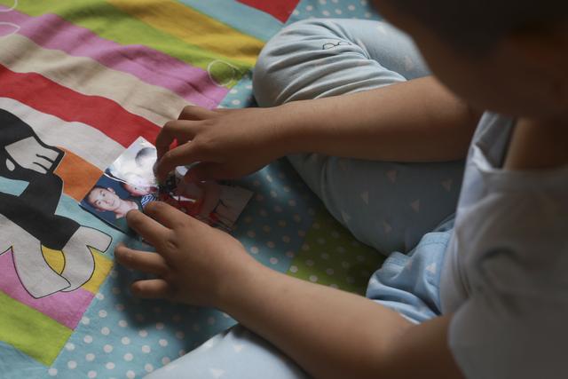 6旬老人省吃俭用给儿子在城里买房,孙子查出重病后现状让人心疼休闲区蓝鸢梦想 - Www.slyday.coM 6旬老人省吃俭用给儿子在城里买房,孙子查出重病后现状让人心疼休闲区蓝鸢梦想 - Www.slyday.coM