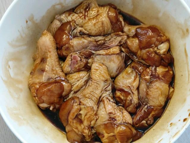 【照烧小鸡腿】的做法 配方,香喷喷的鸡腿让人吃完觉得意犹未尽