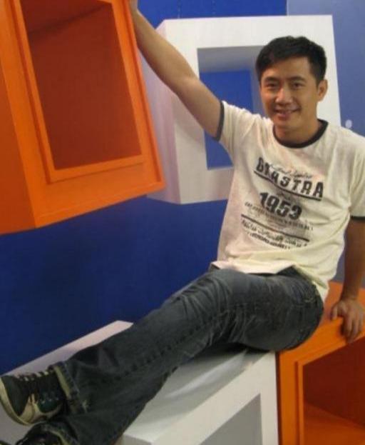 他当演员前是工人,点名要刘涛饰演他老婆,现今任职多家企业ceo|彭新智