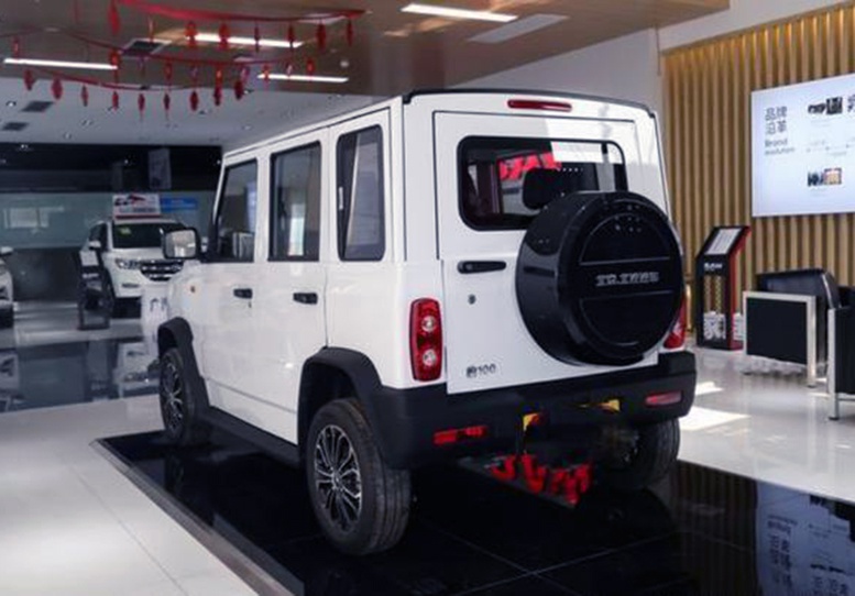 北汽豹100实车到店,买菜代步太拉风了