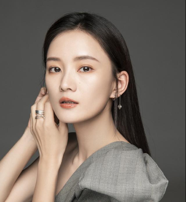 像是《杜拉拉之似水年华》,《幸福在一起》,《夜市人生》,《我们的四