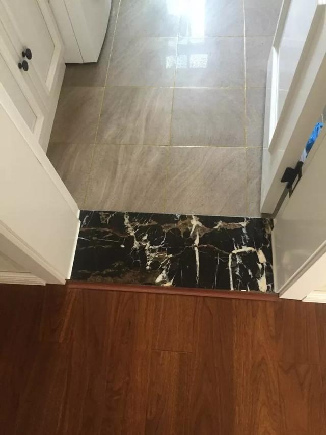 不想装别人家一样的门槛石?现在流行这样设计,漂亮又实用!