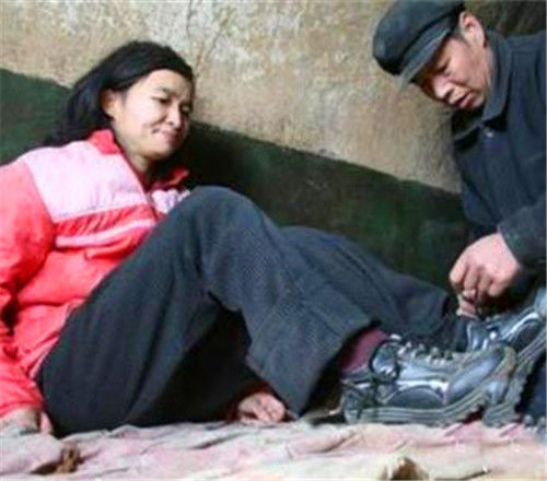 12年前,3次被人贩子拐卖到内蒙古的女孩曹小琴,被救出后怎样了