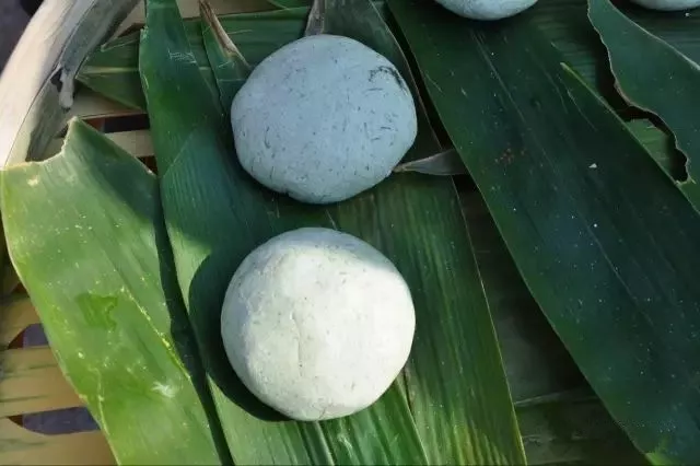 清明节前后安徽安庆有一种特色美食叫毛香粑你吃过吗