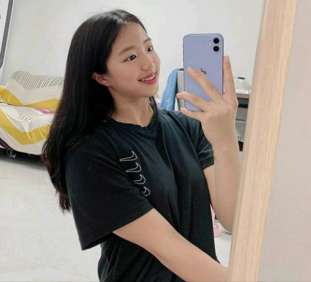 16岁天才少女晒自拍放弃学业专心打球或成韩乒未来主力