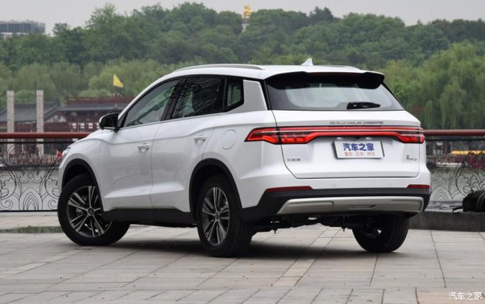 配"cn95"级空滤,比亚迪宋pro手动精英型上市,售价9.28万元