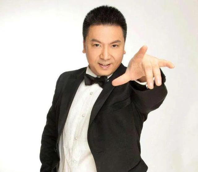 搏击主持人郑环宇刘信达宋祖德都是我的黑粉唯利是图者都滚蛋