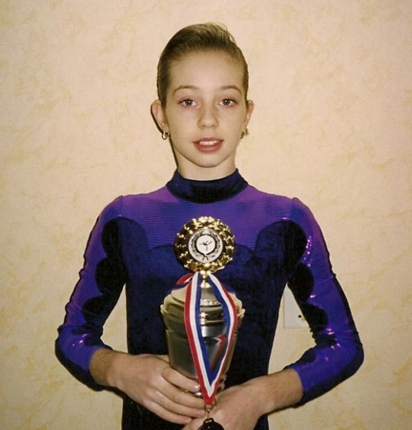 自曝辛酸:男友是我摄像师|荷兰|费罗娜|德勒_新浪新闻