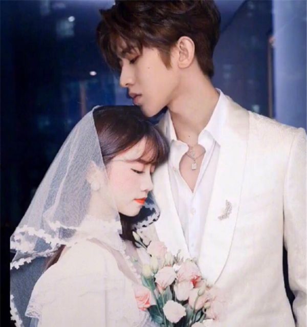 追星女孩的p图技术有多强,王一博还行