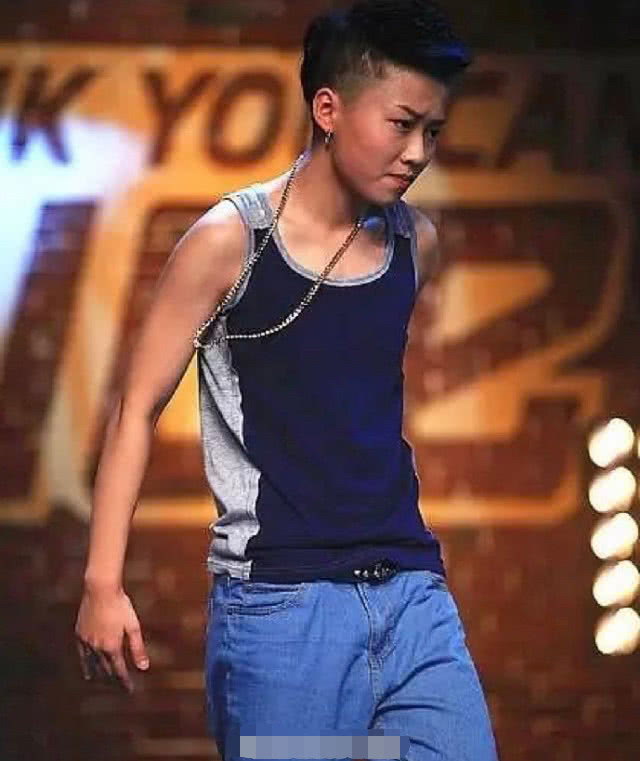 青春有你2刘雨昕旧照曝光网友直呼差别不大只是白了瘦了