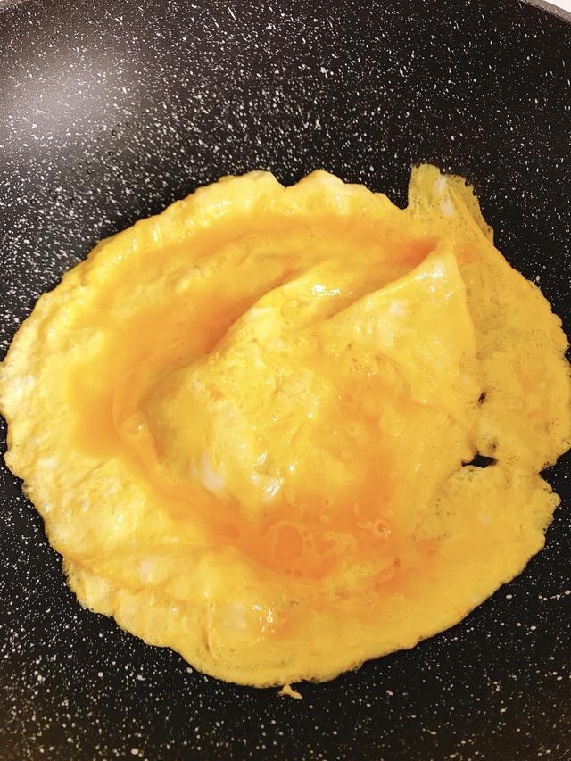 番茄滑蛋牛肉饭做法比蛋炒饭好吃不油腻酸甜开胃