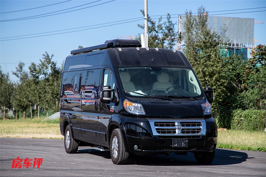 道奇公羊底盘房车b型c型都有大排量强动力还大空间