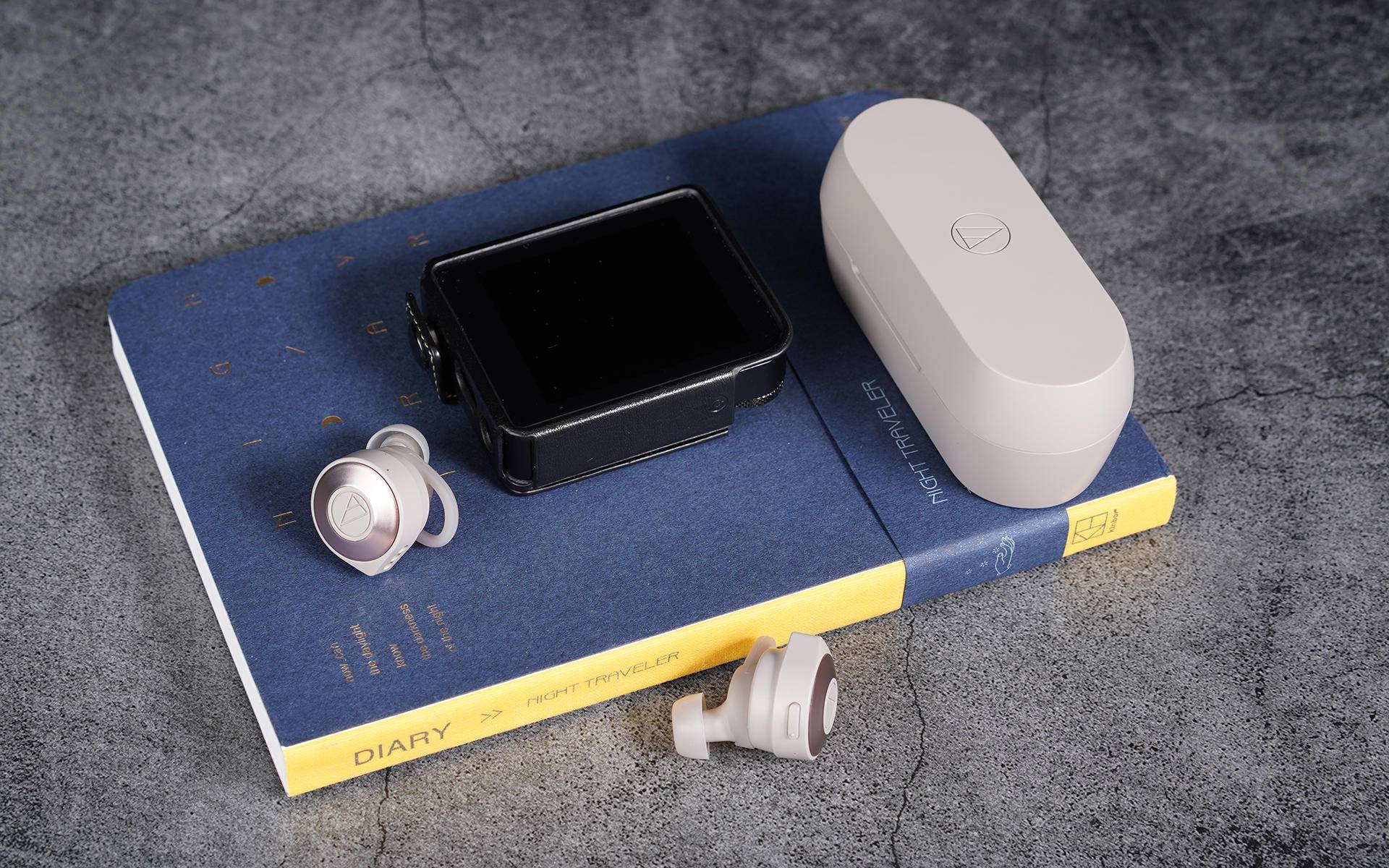 商务耳机新标杆,铁三角ath-cks5tw千元旗舰重低音耳机