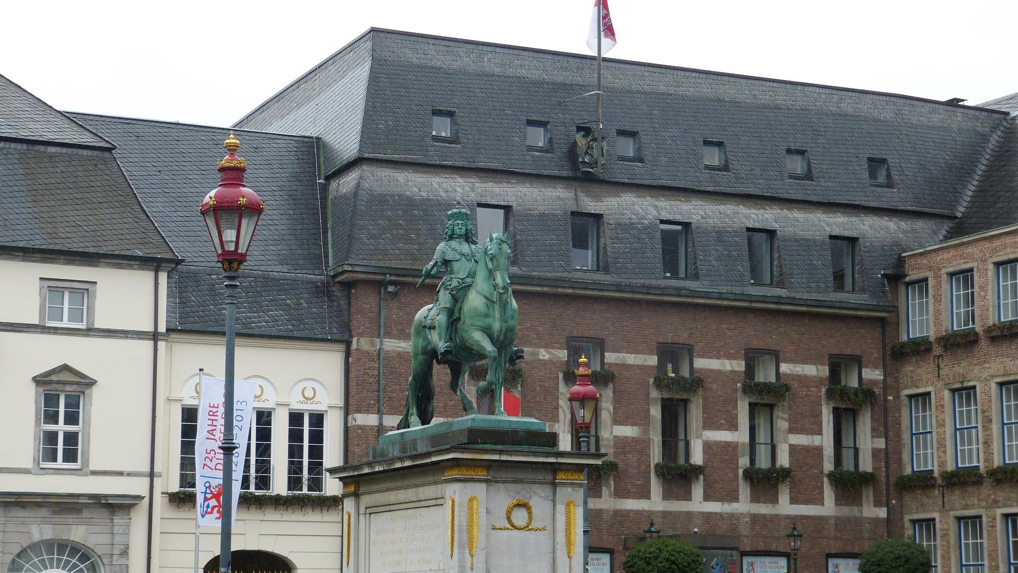 自驾去纽北赛道刷圈，要花多少钱？