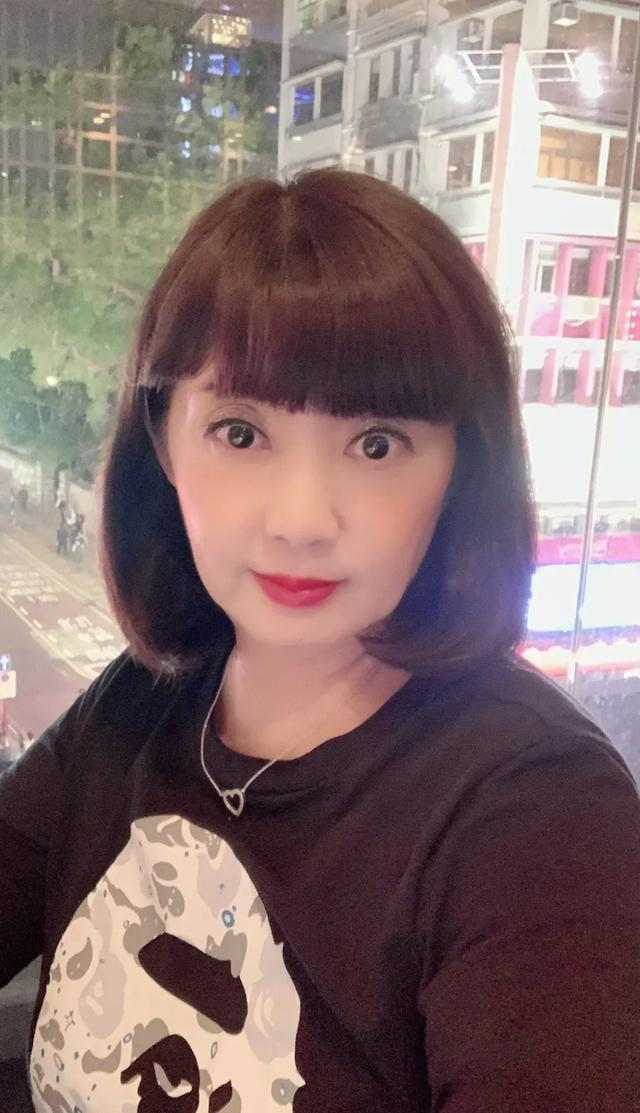 很多年轻的朋友对这个名字可能比较陌生,但在上世纪80年代,倪诗蓓是有
