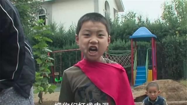 12年跟踪拍摄后,发现的原因很多家长没想到主人公之一池亦洋,曾经时一