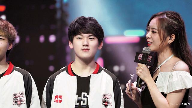 阿水加盟tes战队!滔博无敌3c能否再现"ig三叉戟"统治力?