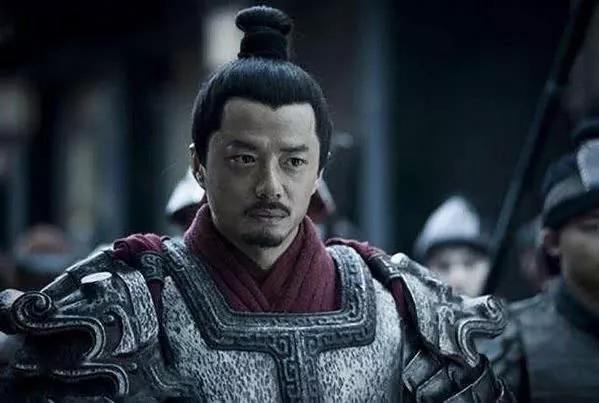 韩信斩殷盖和马夫,令将士死心塌地听从韩信指挥,逼项羽死于乌江|汉王|韩信|马夫_新浪新闻