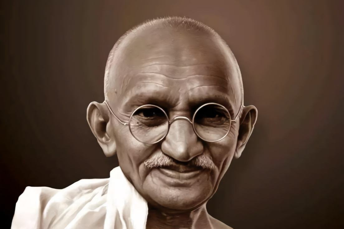 是穷得穿不起衣服还是信仰甘地为何整天不穿衣服只披白布