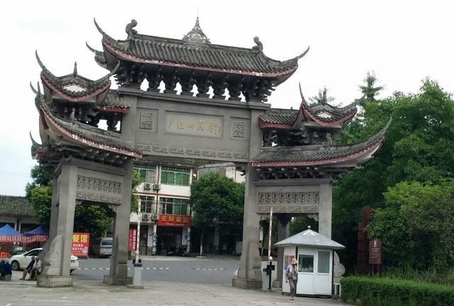 宜宾最南边的县城,和云南紧紧相连,至今却不通高速|云南|筠连|宜宾