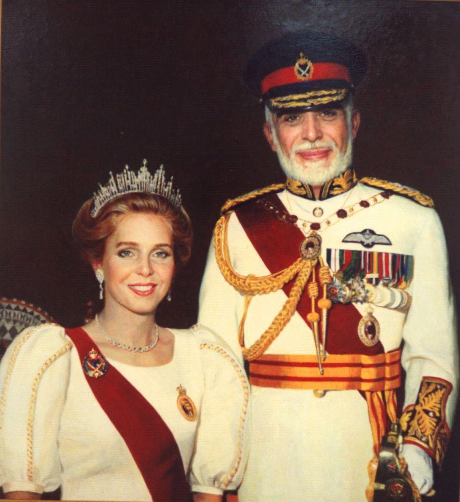 在位45年生活寒酸,去世后联合国开会哀悼|侯赛因|约旦|国王_新浪新闻