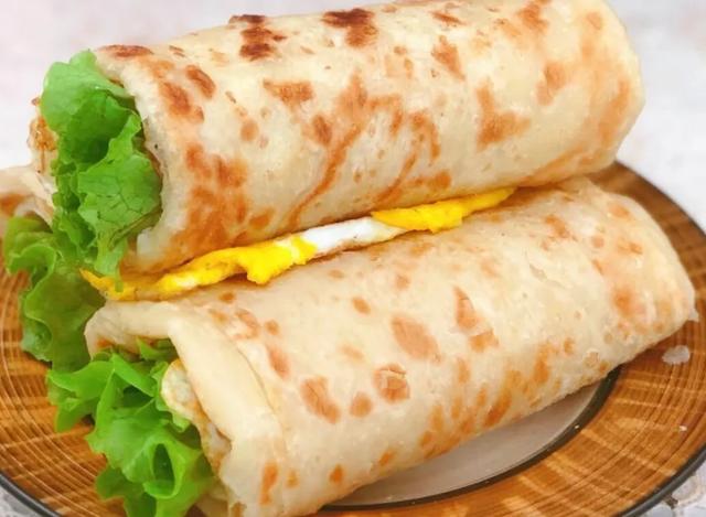 外皮酥到掉渣的鸡蛋灌饼,再也不用惦记路边摊了!