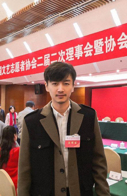 有种整容叫陈晓结婚4年眼睛没光还变丑经历了什么