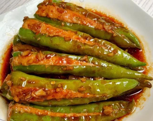 超下饭的青椒酿肉,肉菜的完美搭配