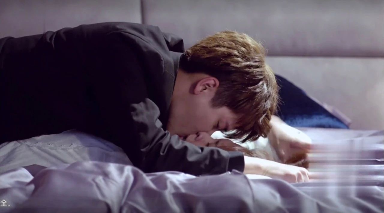 《爱情的开关》:熊梓淇硬坳"霸总"人设,谈了一场"病态"恋爱