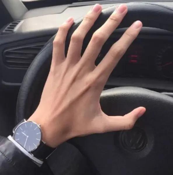 心理测试最想抓住哪只男生手秒测你会栽到哪种男生手中超准