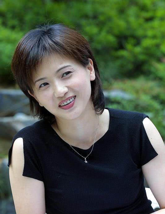 她的颜值不输刘晓庆,曾被陈道明多次追求,如今风韵犹存|茹萍|陈道明