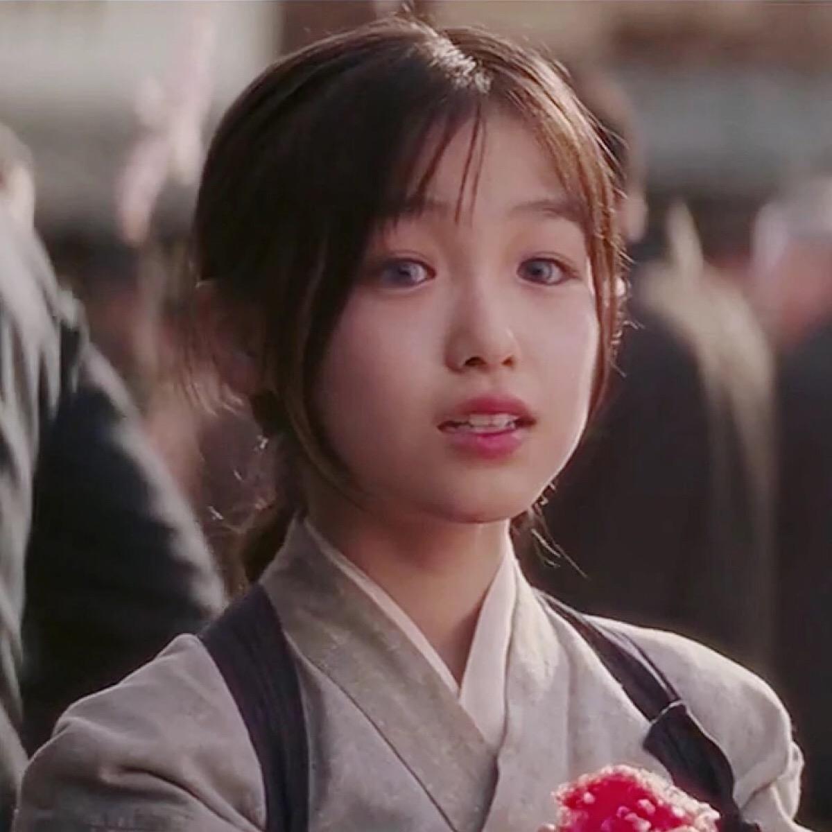 小时候聪明的人长大了未必有出息,在这里用来形容"小千代"大后寿寿花