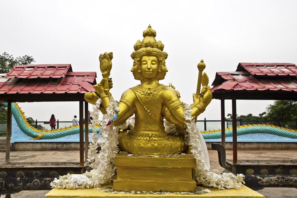 东南亚最大的南传佛教寺院勐泐大佛寺