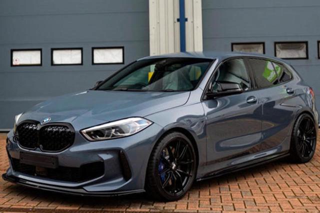 宝马全新m135i到店实拍比奥迪s3动力更强