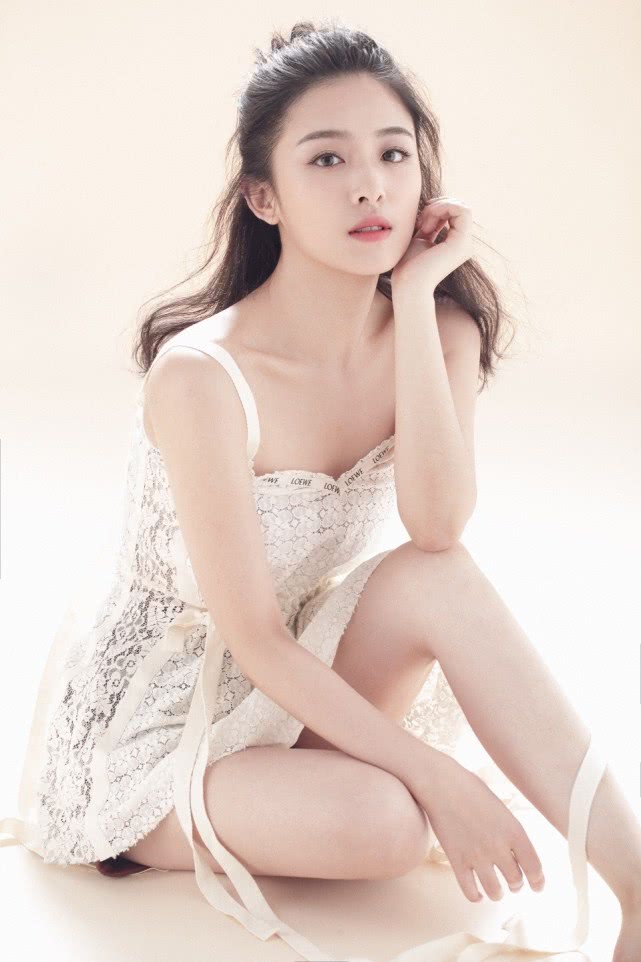 刚澄清和彭冠英的事情,张含韵怎么又和郭麒麟传了绯闻?