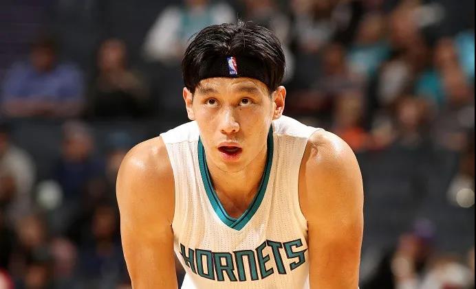 21图看林书豪发型进化史:小清新到杀马特,鸡冠头1次用半瓶发胶