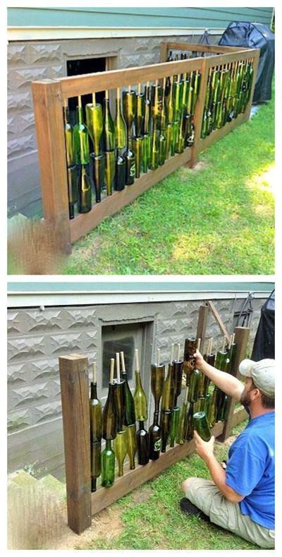 废酒瓶能卖几个钱?留着串起来,做成庭院围栏,邻居纷纷来参观!
