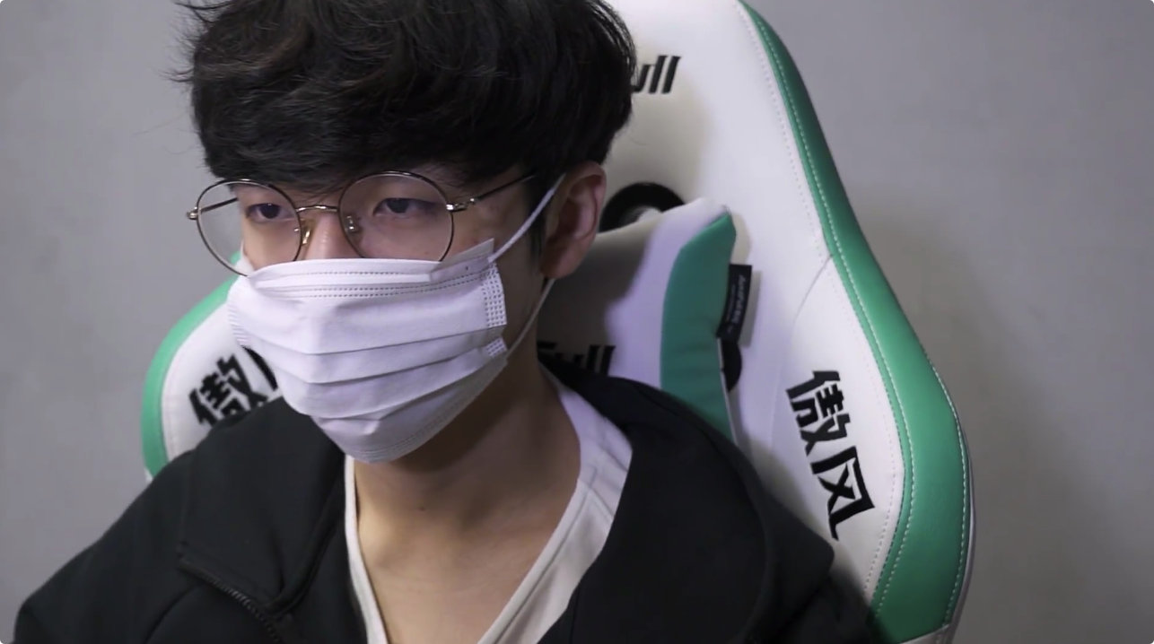 lgd赢下we后小花生更新微博:lpl真好玩