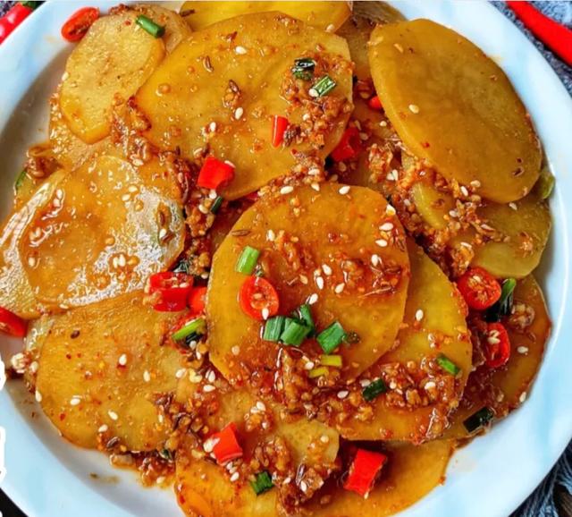 巨下饭的香辣土豆片,香辣过瘾,百吃不厌