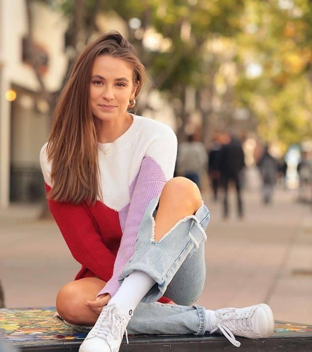 nba2k美女主播瑞秋!甜美气质的邻家女孩!