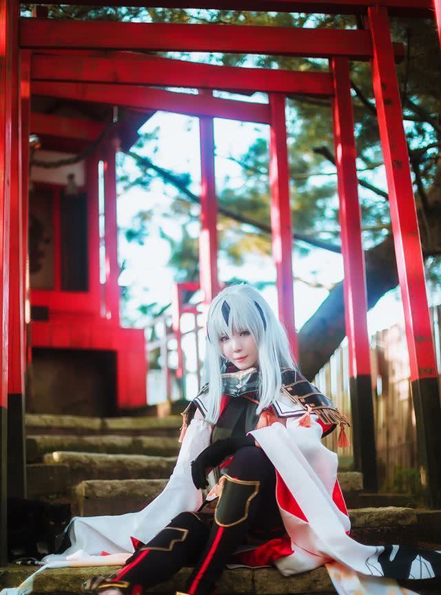 《fate》长尾景虎cos,小姐姐这气质,我感觉可以1挑5
