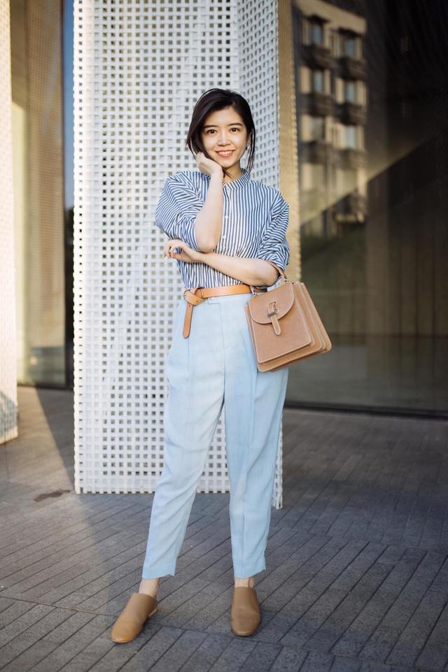 三木博主的春季造型真美条纹衬衫配萝卜裤照着穿一样显品位